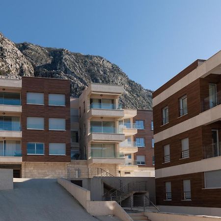 Bonintro Lux Apartment Kotor Eksteriør bilde