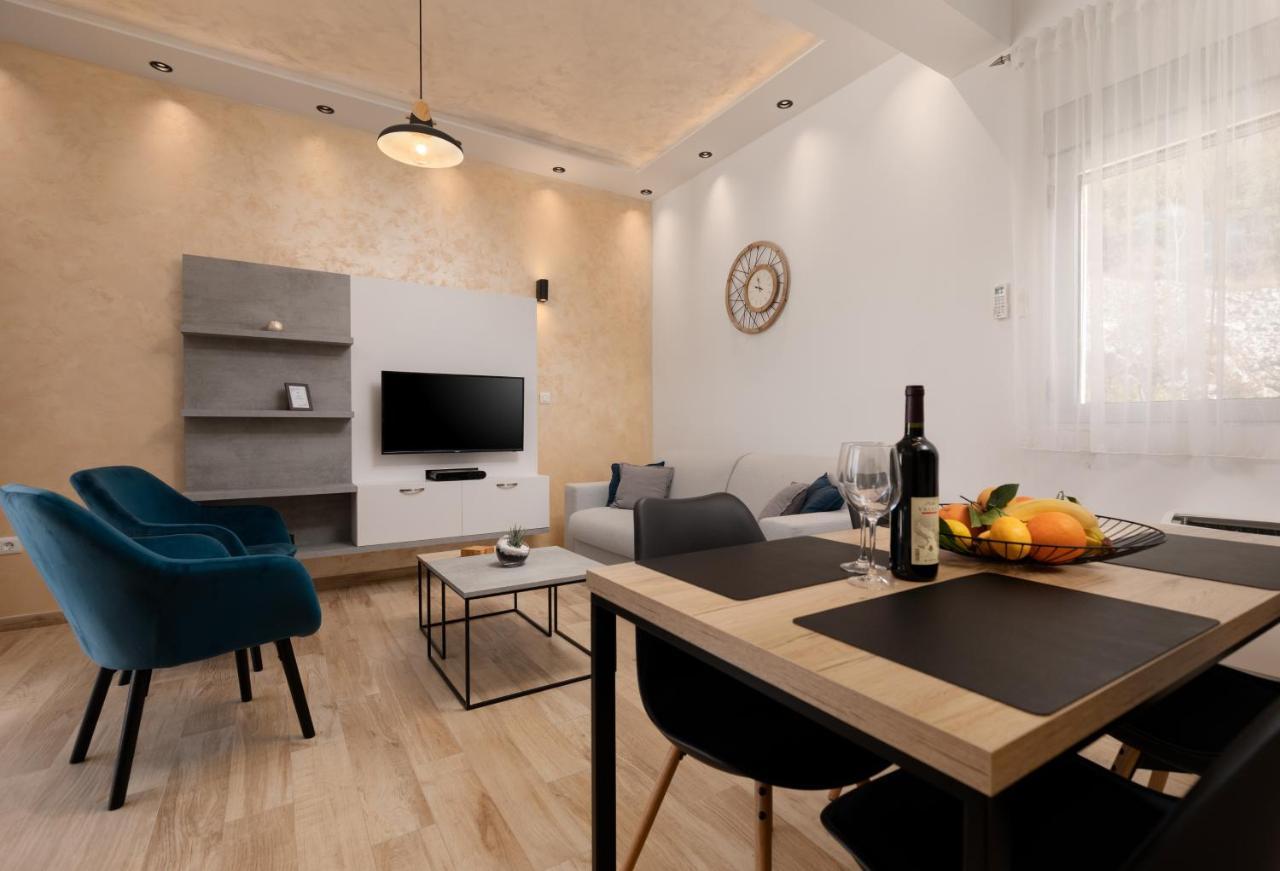 Bonintro Lux Apartment Kotor Eksteriør bilde
