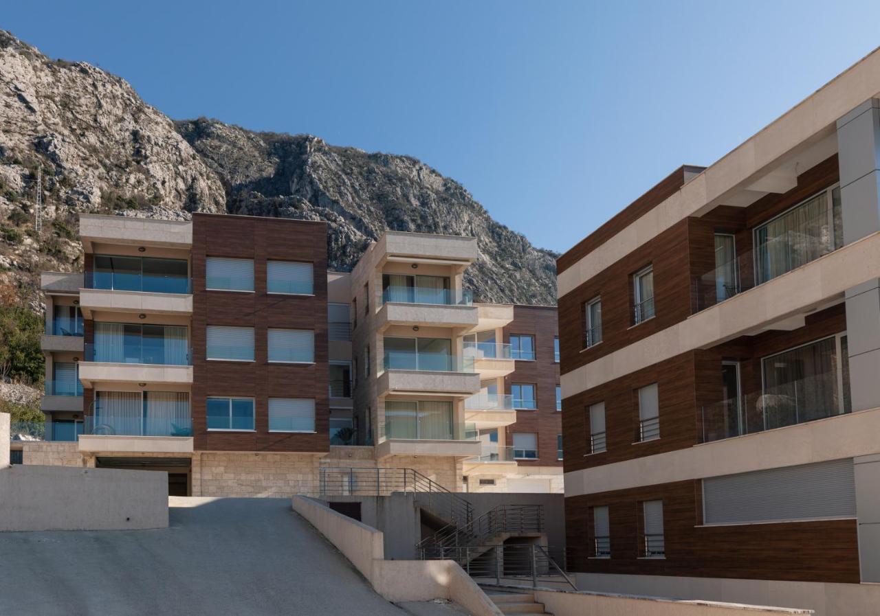 Bonintro Lux Apartment Kotor Eksteriør bilde
