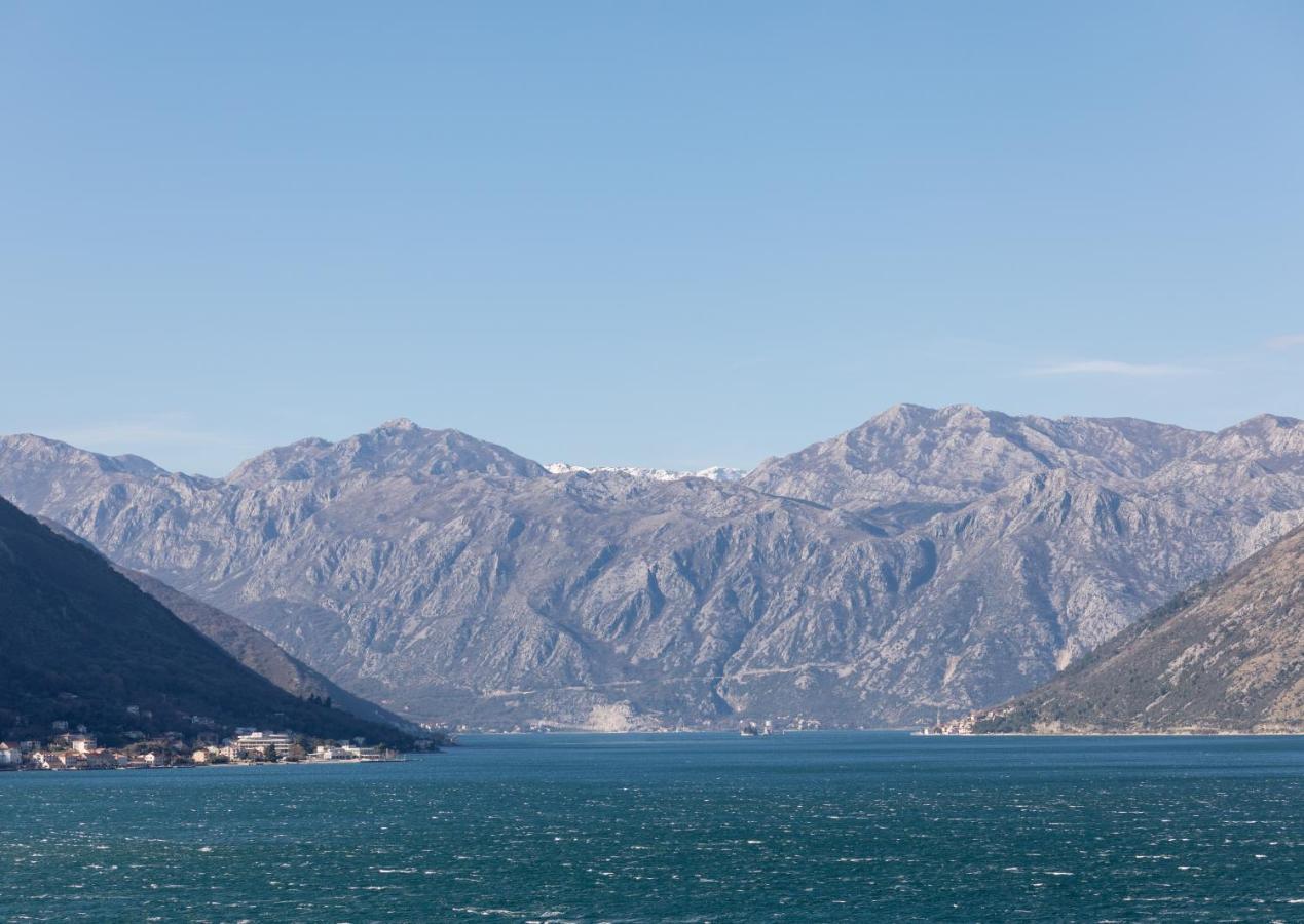 Bonintro Lux Apartment Kotor Eksteriør bilde